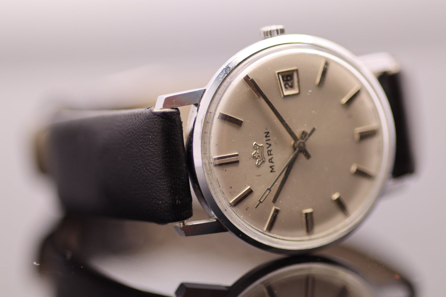 Marvin Handaufzug Cal. 520 – 35 mm – Datum – inkl. Originalbox & Echtheitszertifikat