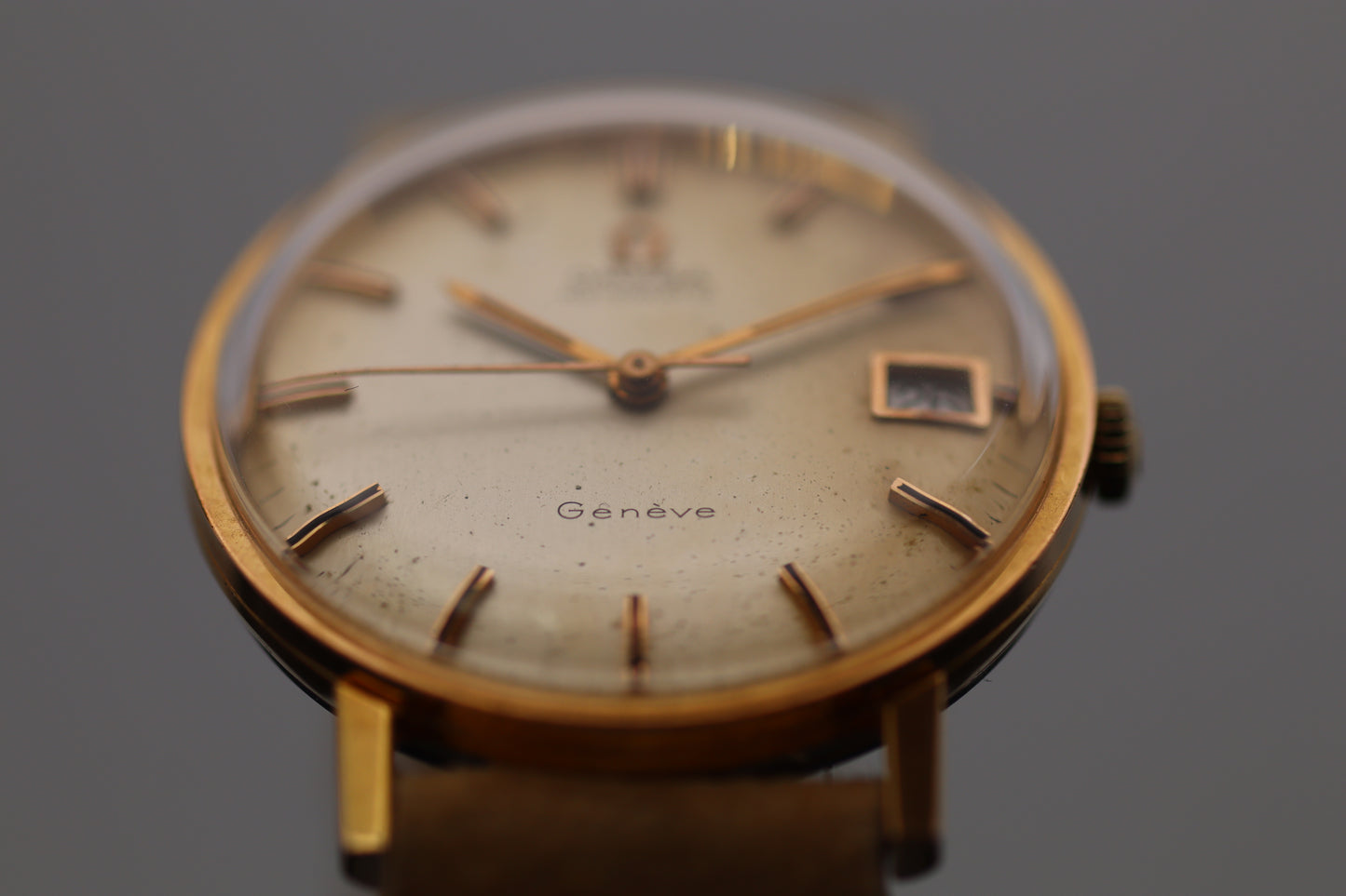Omega Geneve Automatic