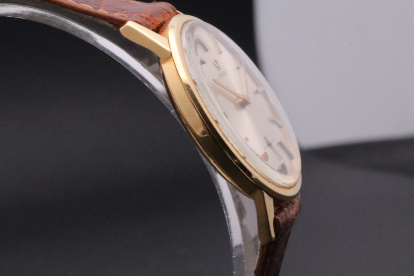 Omega - Century (18kt Gold)