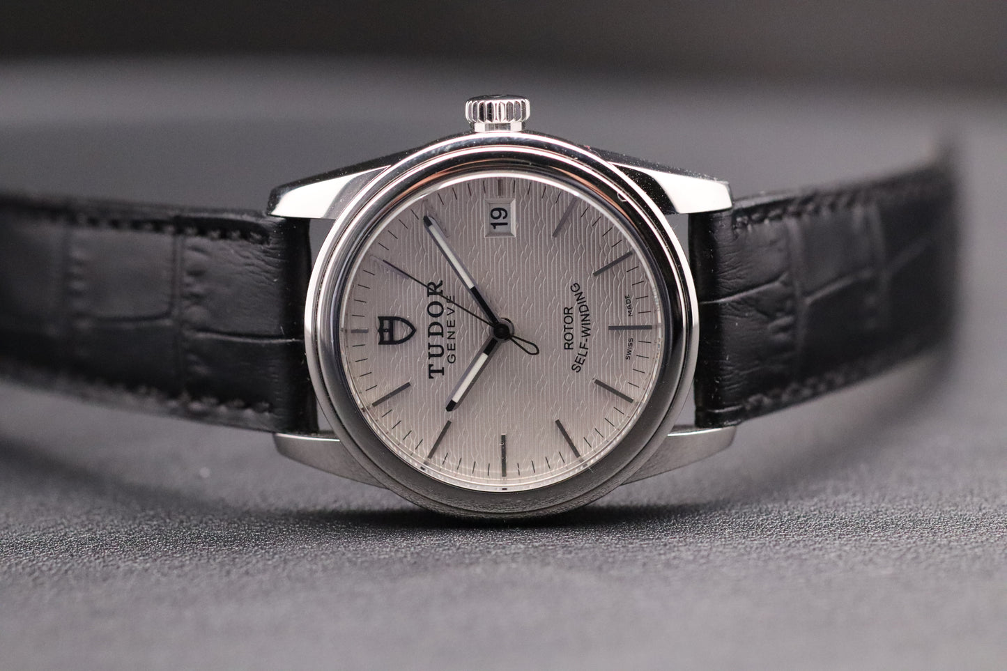 Tudor - Glamour
