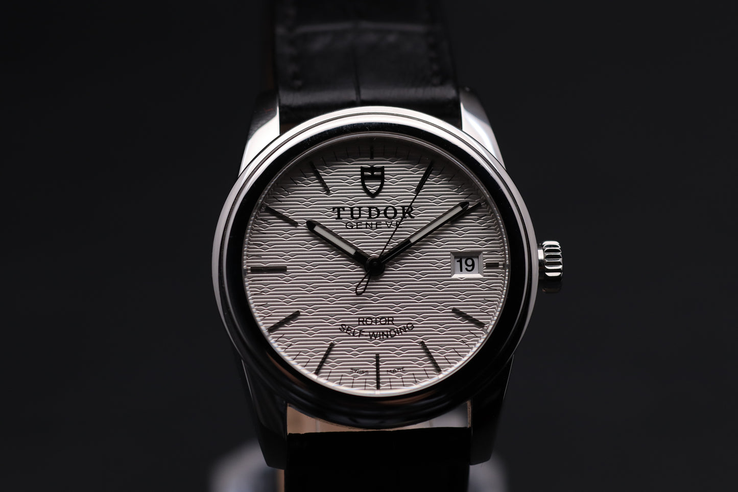 Tudor - Glamour